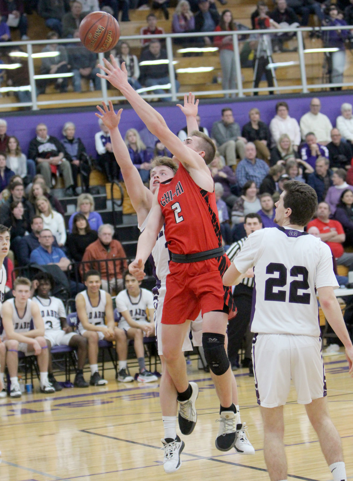 Chi-Hi boys basketball at Eau Claire Memorial 1-3-20